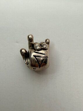 Chamilia Retired Sterling Silver ASL I Love You Hand Sign Charm 925